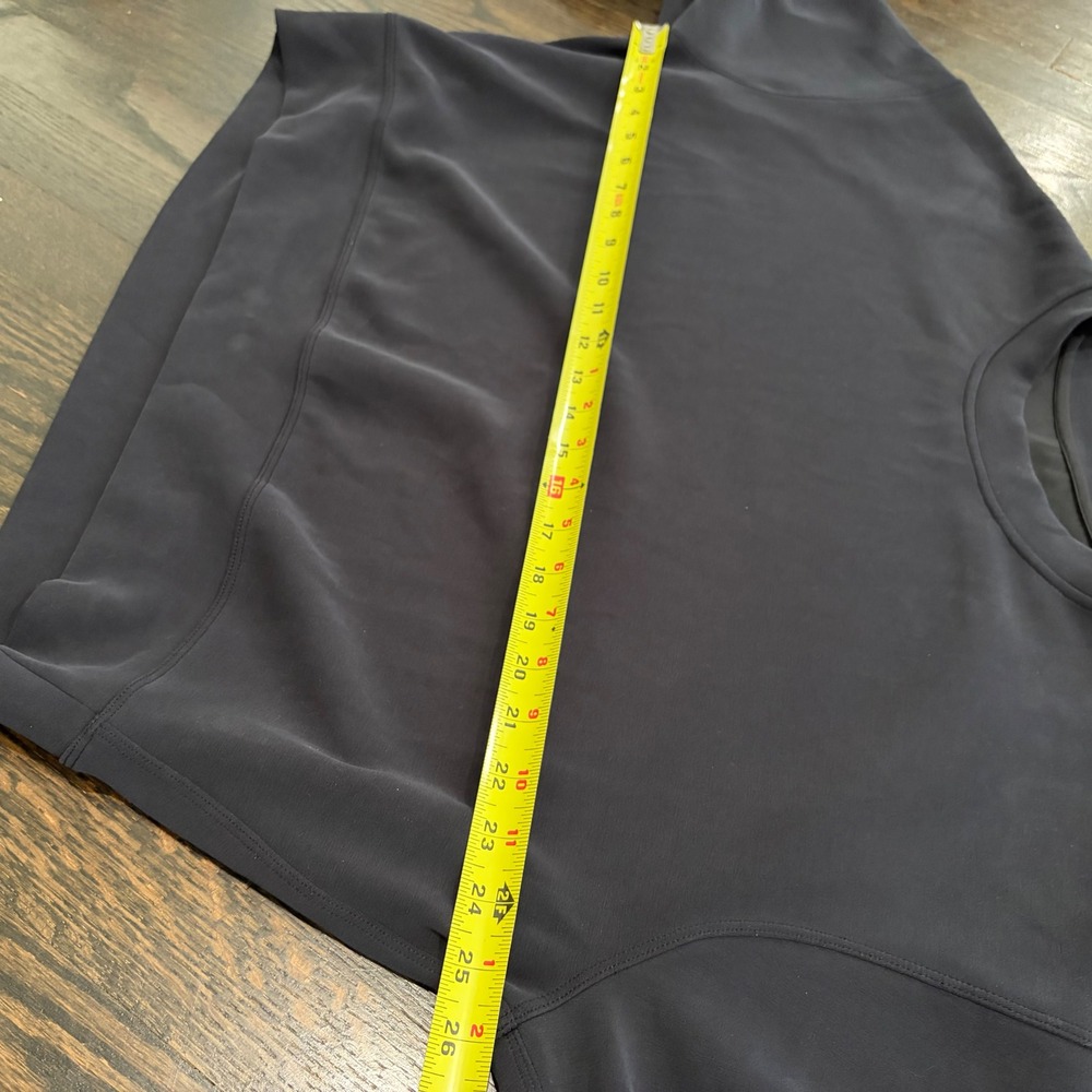 Lululemon Softstreme Perfectly Oversized Croped Crew Sweatshirt Women 10 Black - Picture 7 of 7